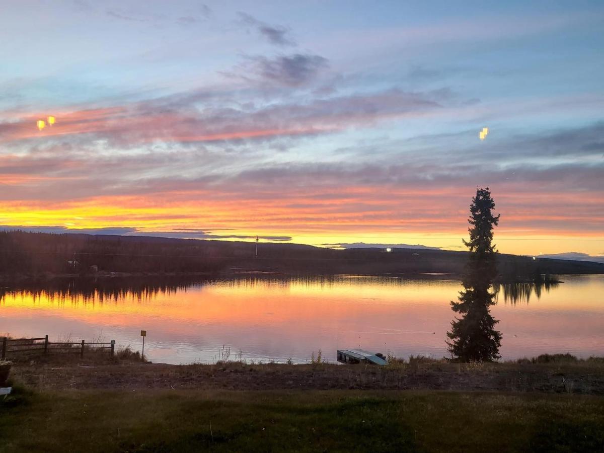 Tolsona Lake Lodge Glennallen Eksteriør billede